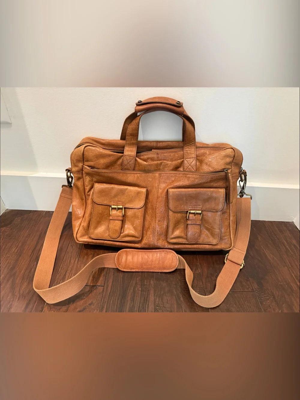 Rawlings Rugged Leather Messenger Bag for Men - Brown